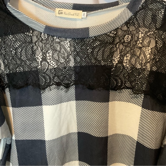 Women’s Long Sleeve White Buffalo Plaid Shirt w/Black Lace Detail Plus Size 2XL - Picture 8 of 16